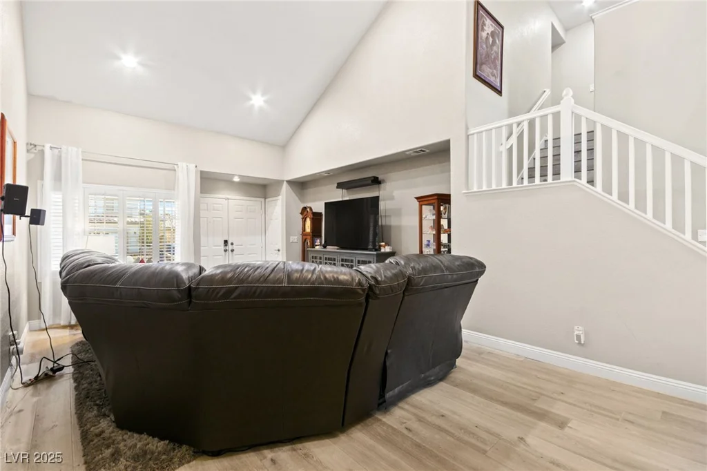 3427 Meridale, Las Vegas, NV 89117