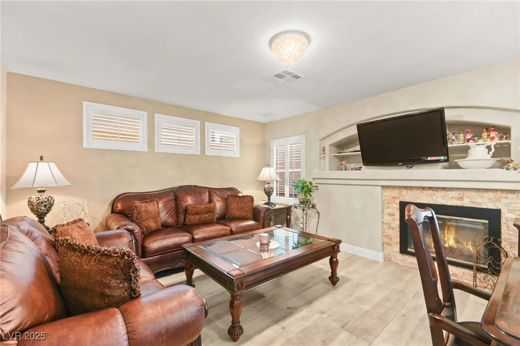 3427 Meridale, Las Vegas, NV 89117
