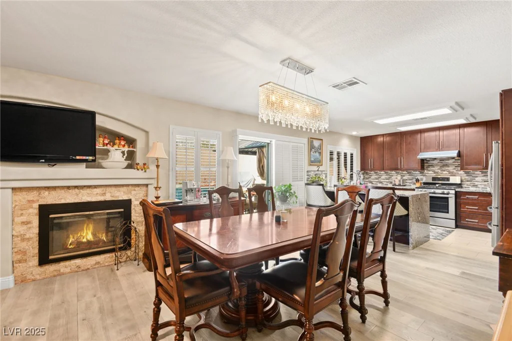 3427 Meridale, Las Vegas, NV 89117