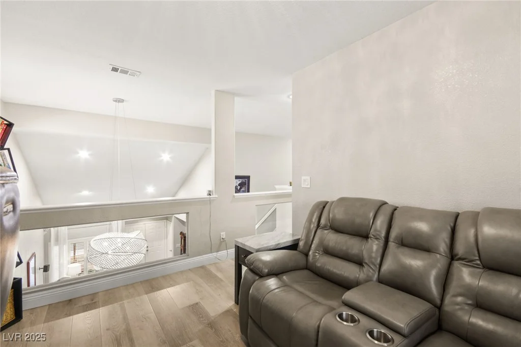 3427 Meridale, Las Vegas, NV 89117