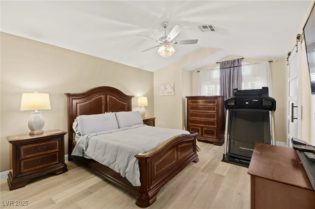 3427 Meridale, Las Vegas, NV 89117
