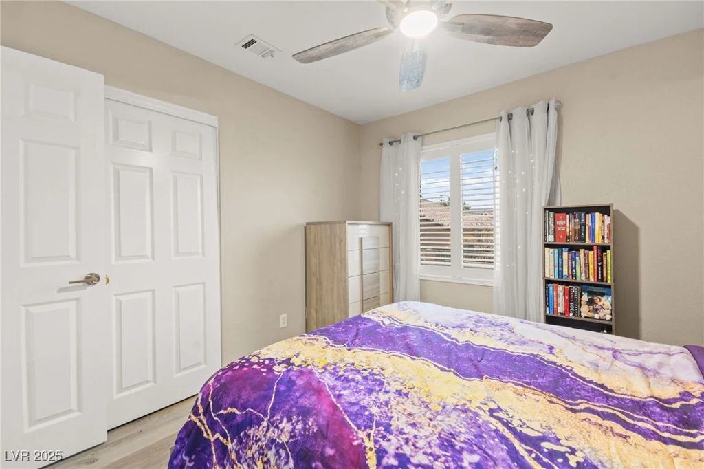 3427 Meridale, Las Vegas, NV 89117