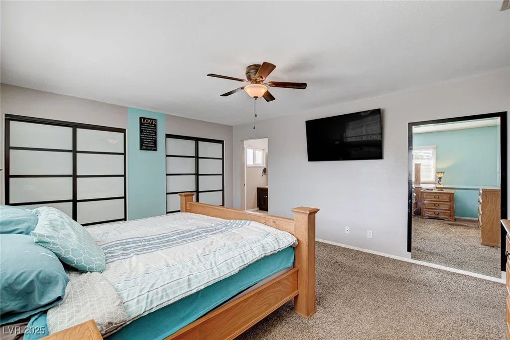 216 Candlelight, Las Vegas, NV 89145