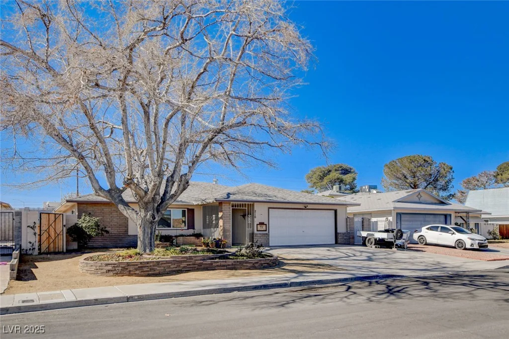 216 Candlelight, Las Vegas, NV 89145