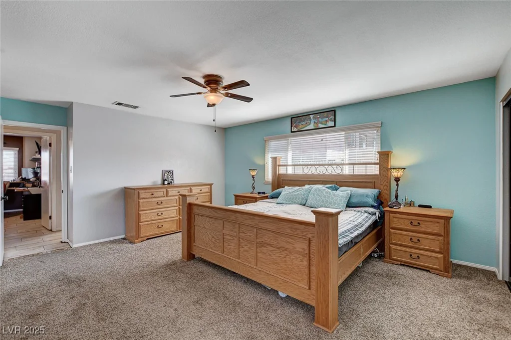 216 Candlelight, Las Vegas, NV 89145
