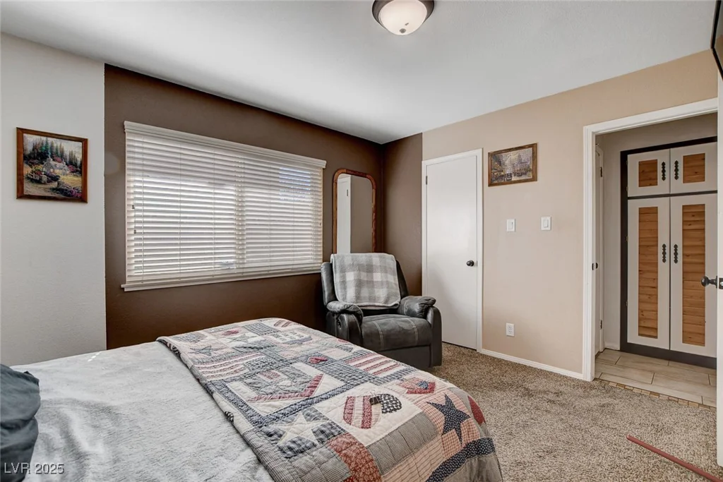 216 Candlelight, Las Vegas, NV 89145