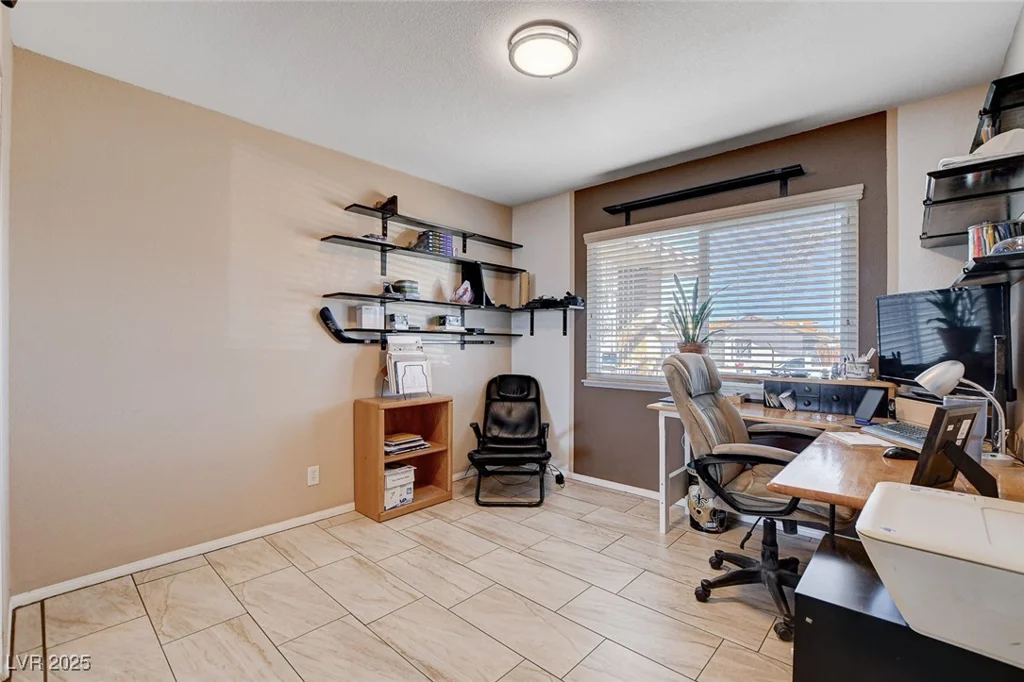 216 Candlelight, Las Vegas, NV 89145