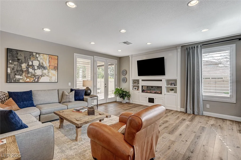 10397 Walking View, Las Vegas, NV 89135