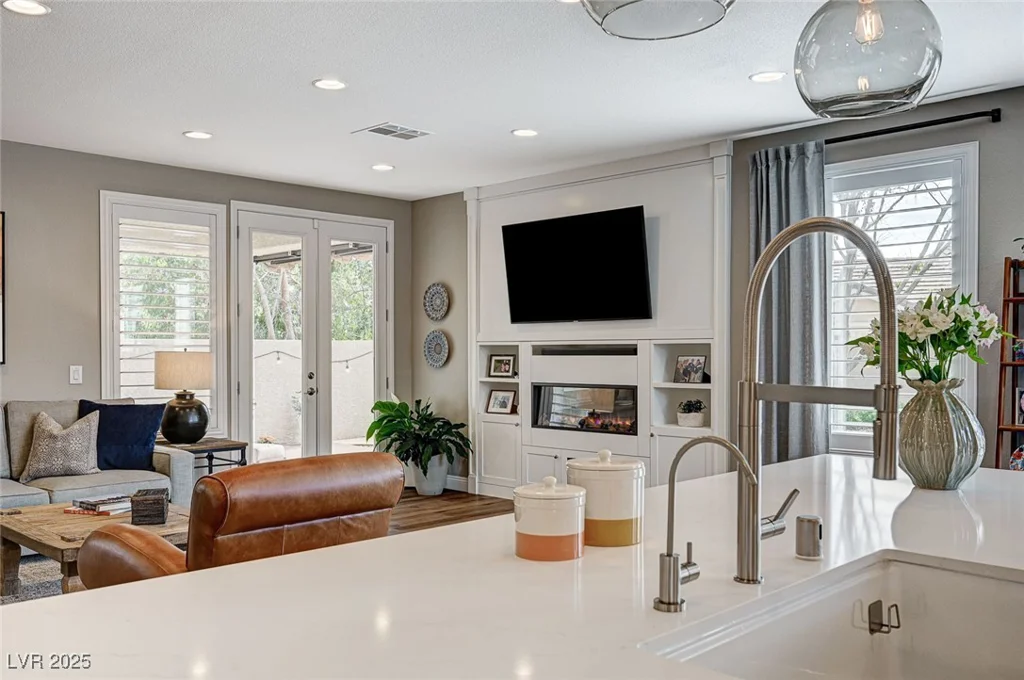 10397 Walking View, Las Vegas, NV 89135