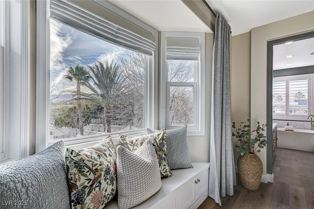 10397 Walking View, Las Vegas, NV 89135