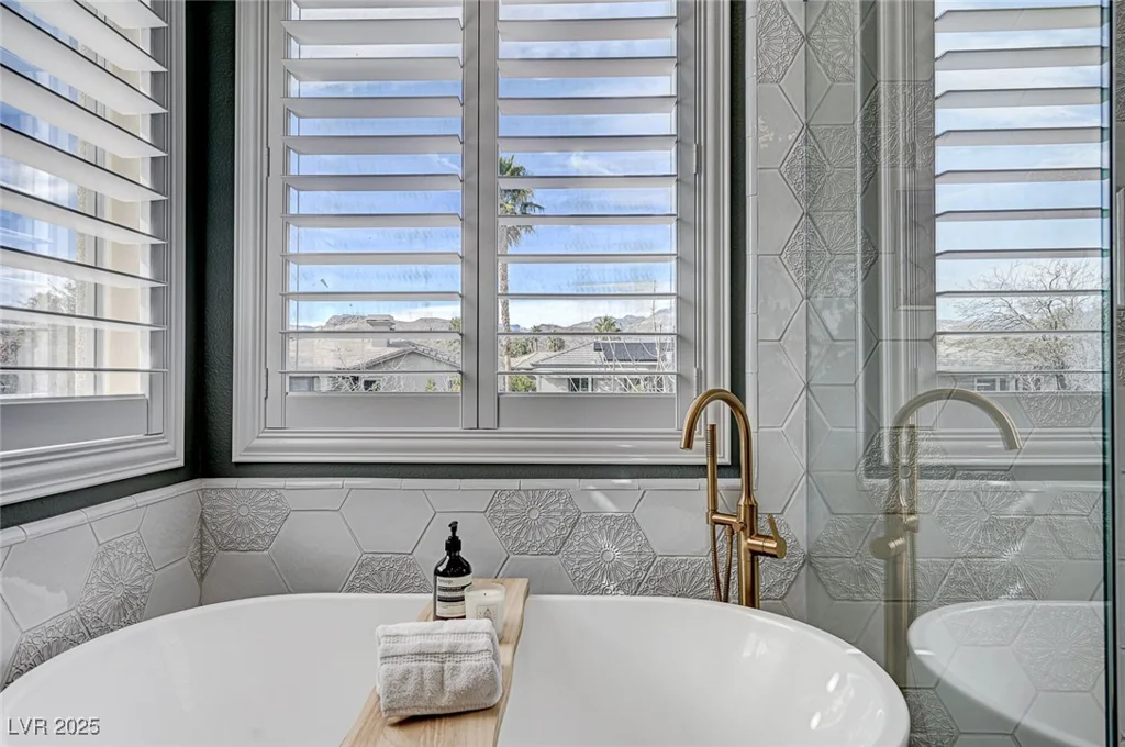10397 Walking View, Las Vegas, NV 89135