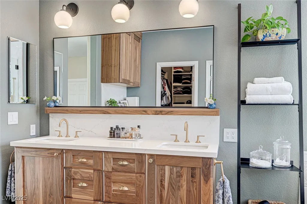 10397 Walking View, Las Vegas, NV 89135