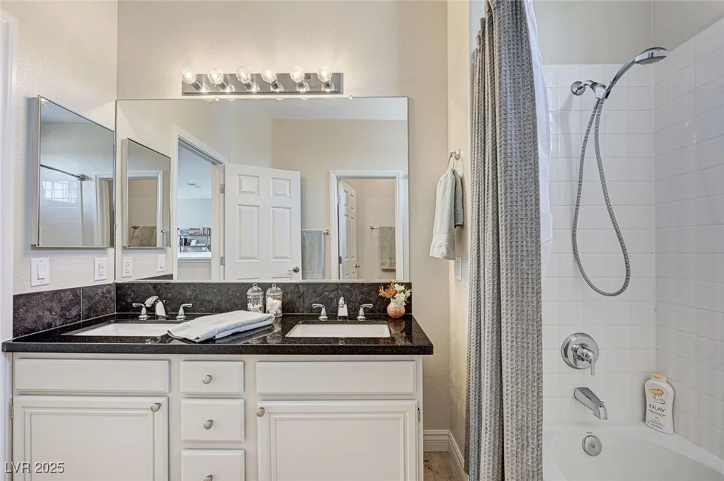 10397 Walking View, Las Vegas, NV 89135