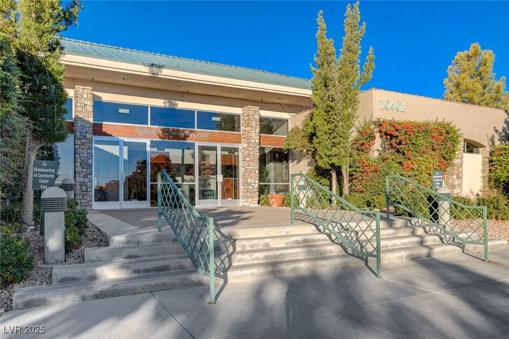 10397 Walking View, Las Vegas, NV 89135