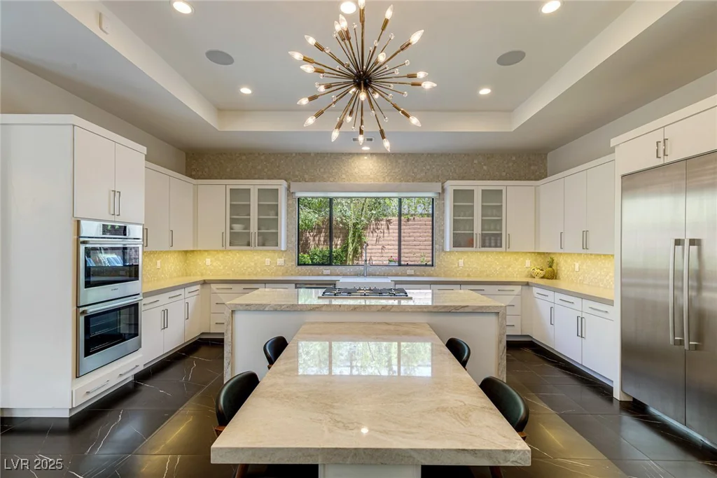 18 SUGARBERRY, Las Vegas, NV 89135