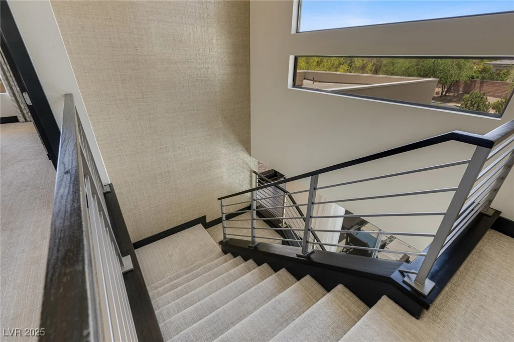 18 SUGARBERRY, Las Vegas, NV 89135