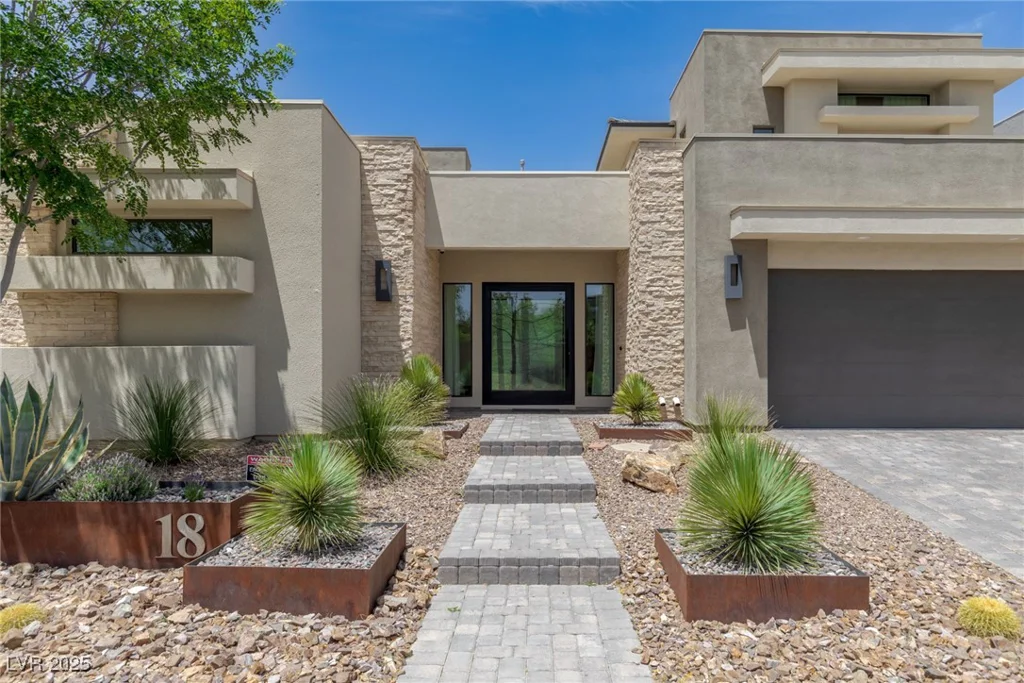 18 SUGARBERRY, Las Vegas, NV 89135