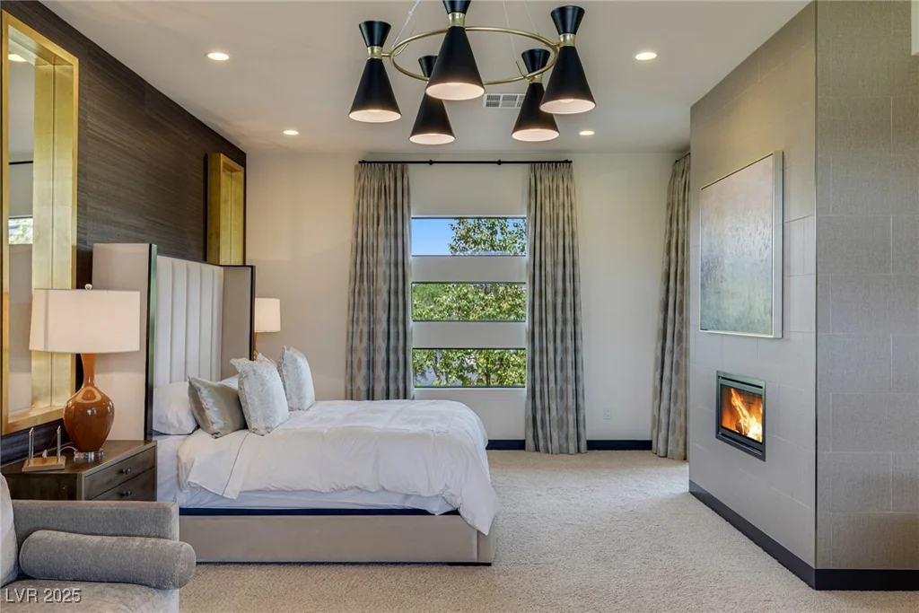 18 SUGARBERRY, Las Vegas, NV 89135