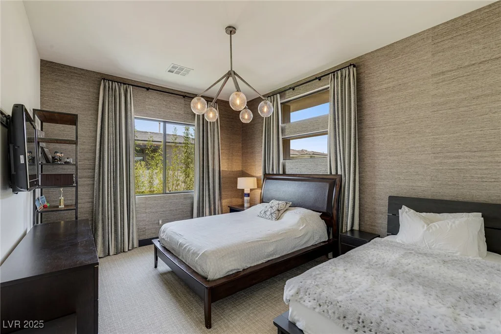 18 SUGARBERRY, Las Vegas, NV 89135