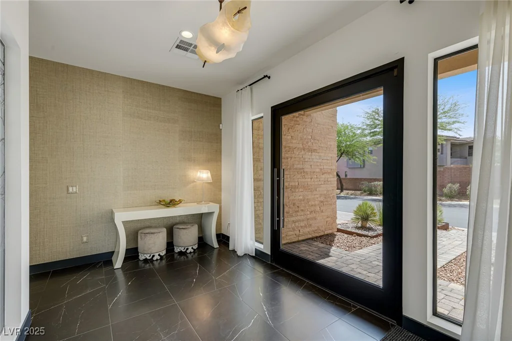 18 SUGARBERRY, Las Vegas, NV 89135