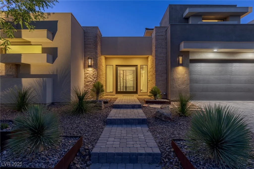 18 SUGARBERRY, Las Vegas, NV 89135