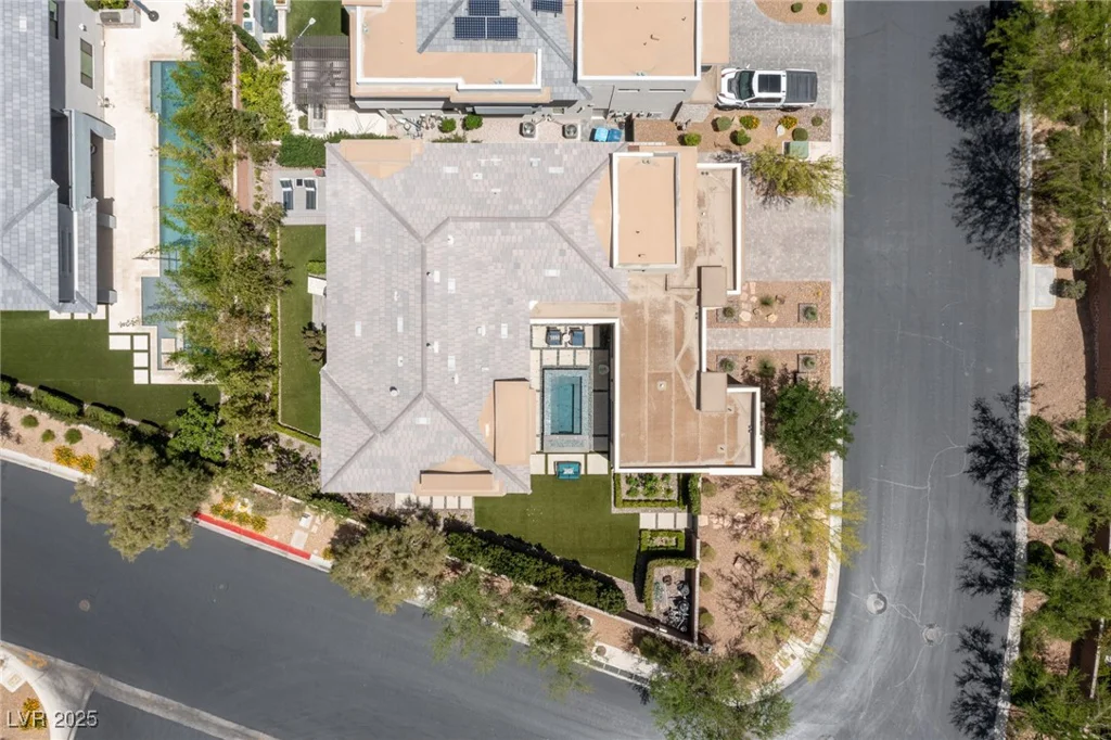 18 SUGARBERRY, Las Vegas, NV 89135
