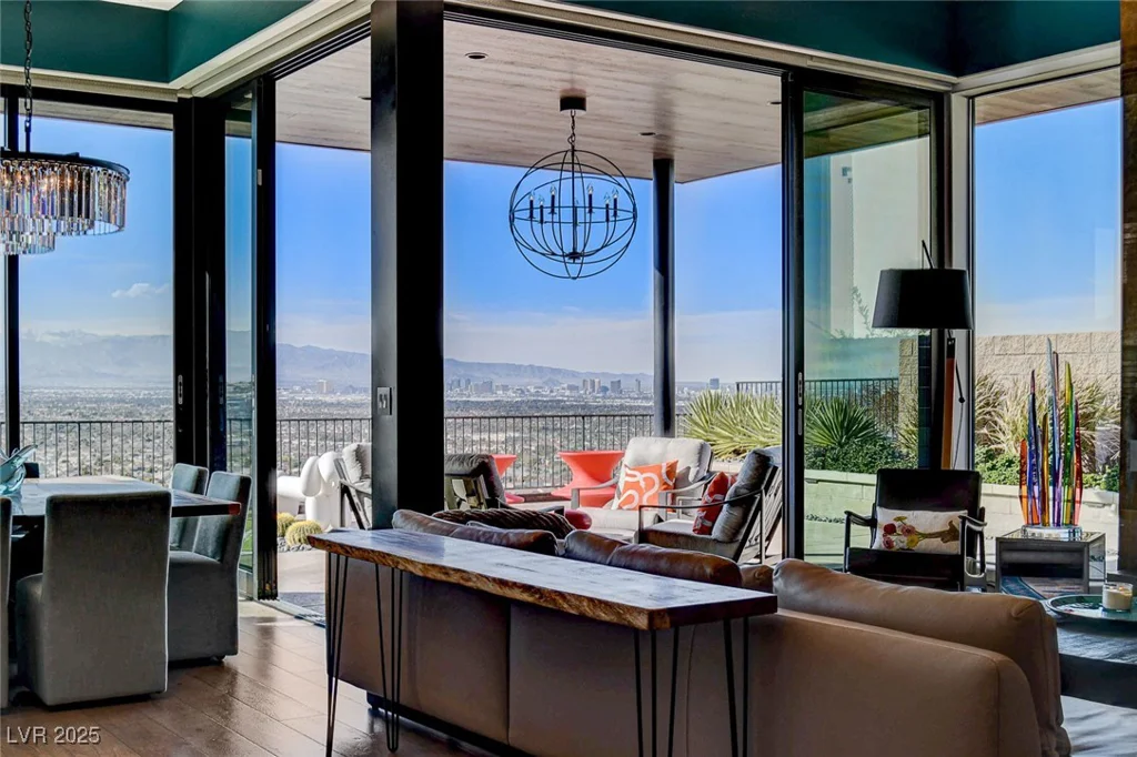 431 Tranquil Peak, Henderson, NV 89012