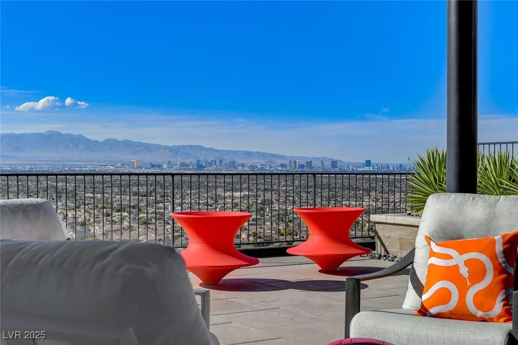 431 Tranquil Peak, Henderson, NV 89012