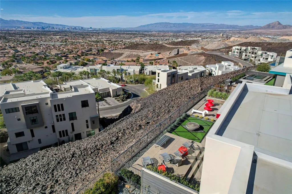 431 Tranquil Peak, Henderson, NV 89012