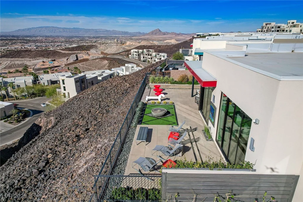 431 Tranquil Peak, Henderson, NV 89012