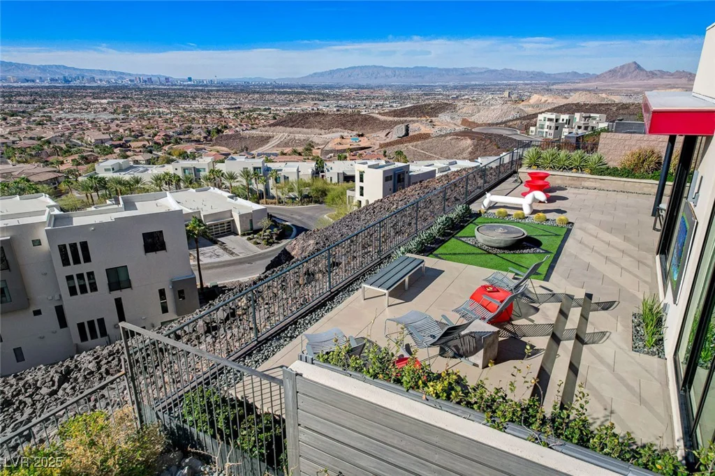 431 Tranquil Peak, Henderson, NV 89012