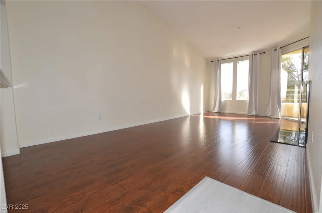 270 Flamingo, Las Vegas, NV 89169