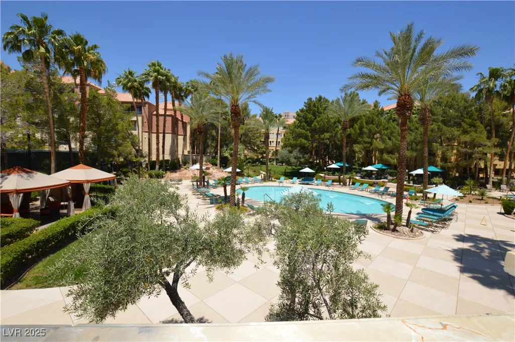 270 Flamingo, Las Vegas, NV 89169