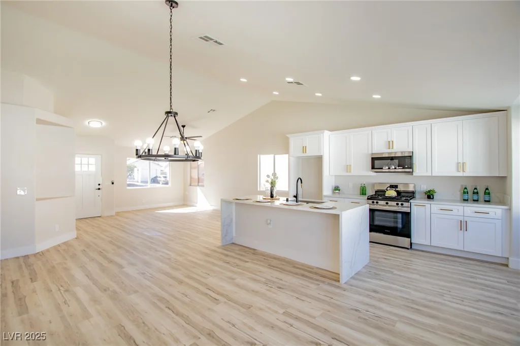 3916 Tifton, North Las Vegas, NV 89031