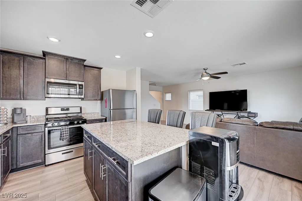4907 Amberlyn, Las Vegas, NV 89122