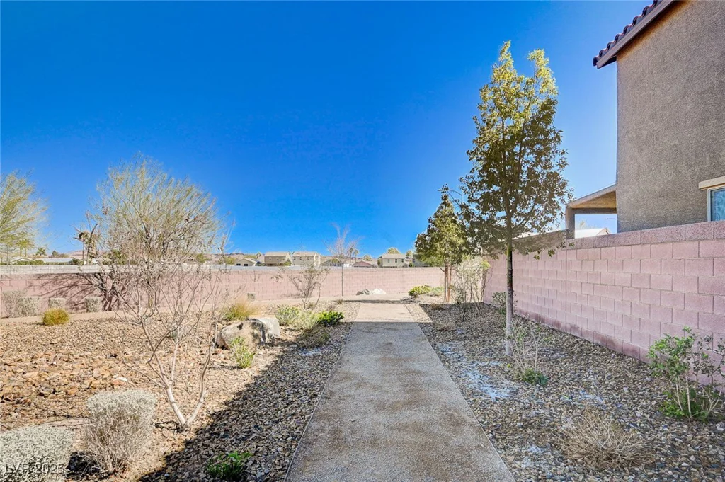 4907 Amberlyn, Las Vegas, NV 89122