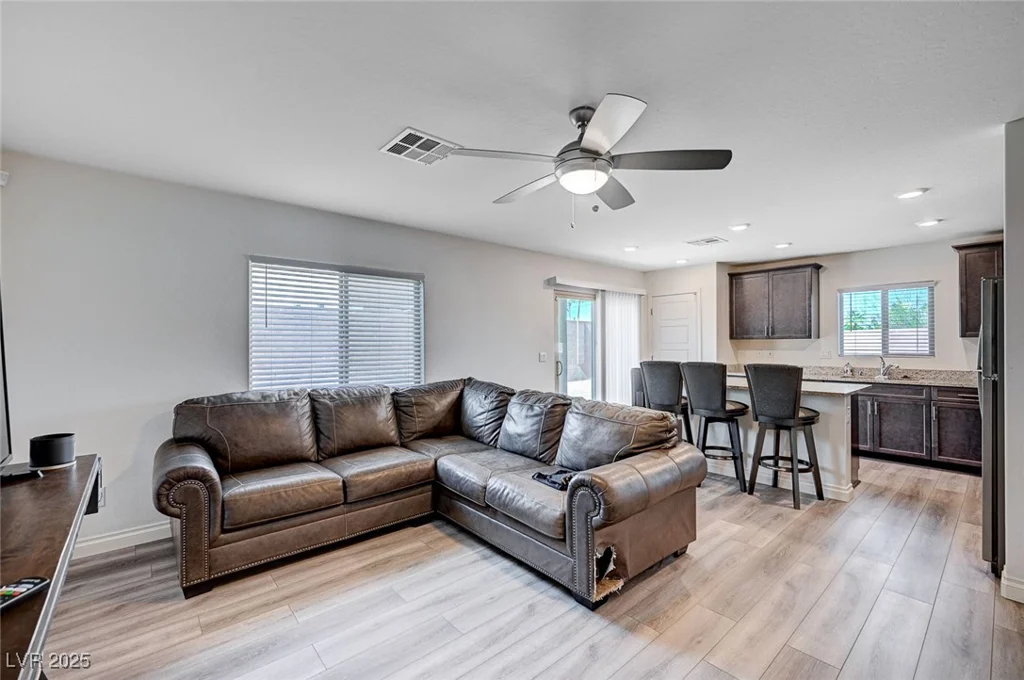 4907 Amberlyn, Las Vegas, NV 89122