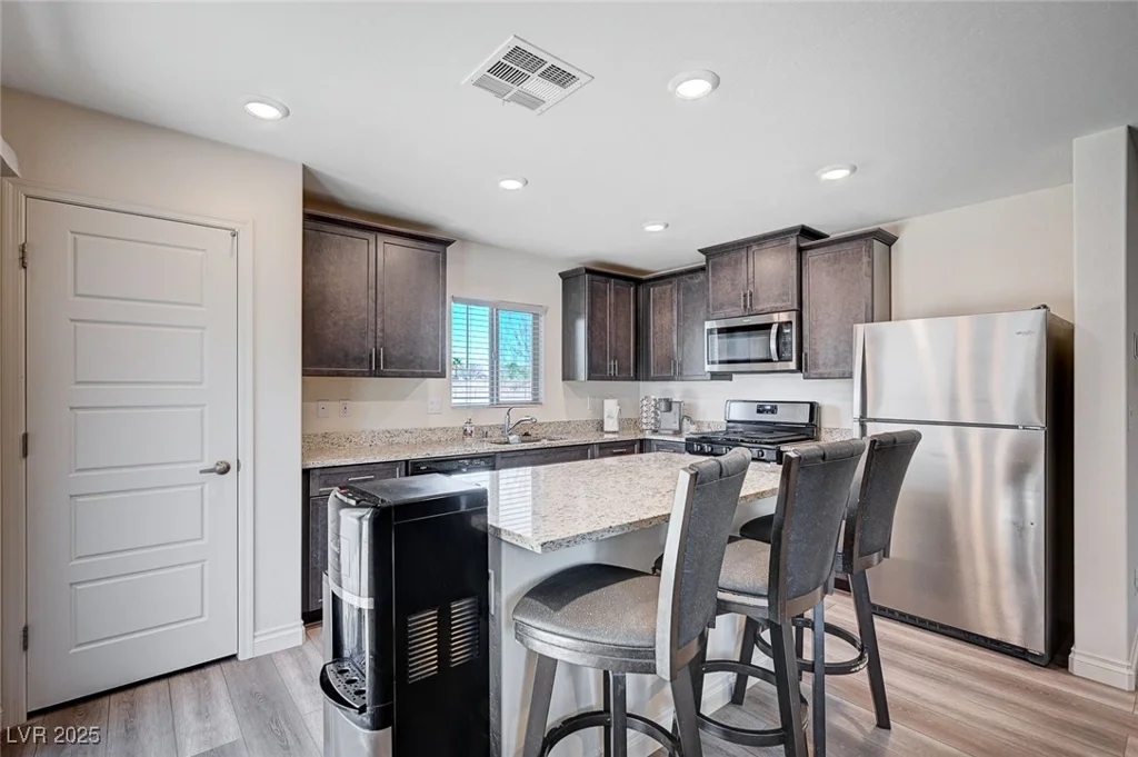 4907 Amberlyn, Las Vegas, NV 89122