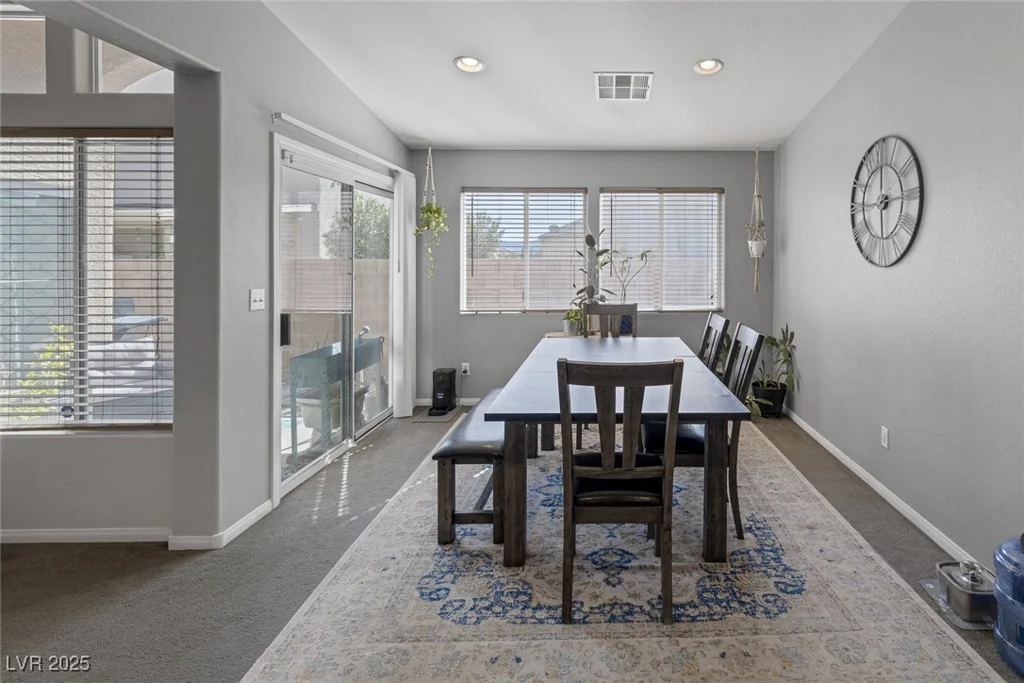 6303 Salmon Mountain, Las Vegas, NV 89122