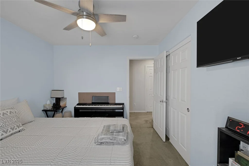 6303 Salmon Mountain, Las Vegas, NV 89122