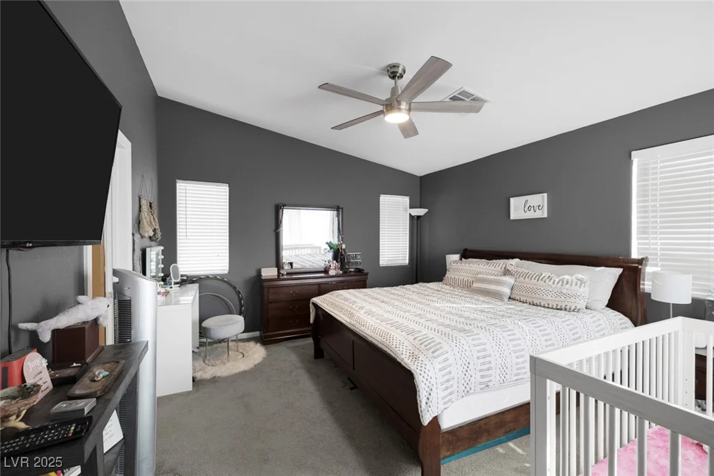 6303 Salmon Mountain, Las Vegas, NV 89122