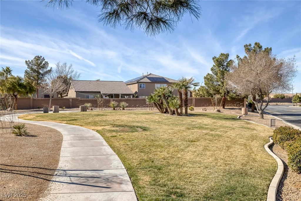 6303 Salmon Mountain, Las Vegas, NV 89122