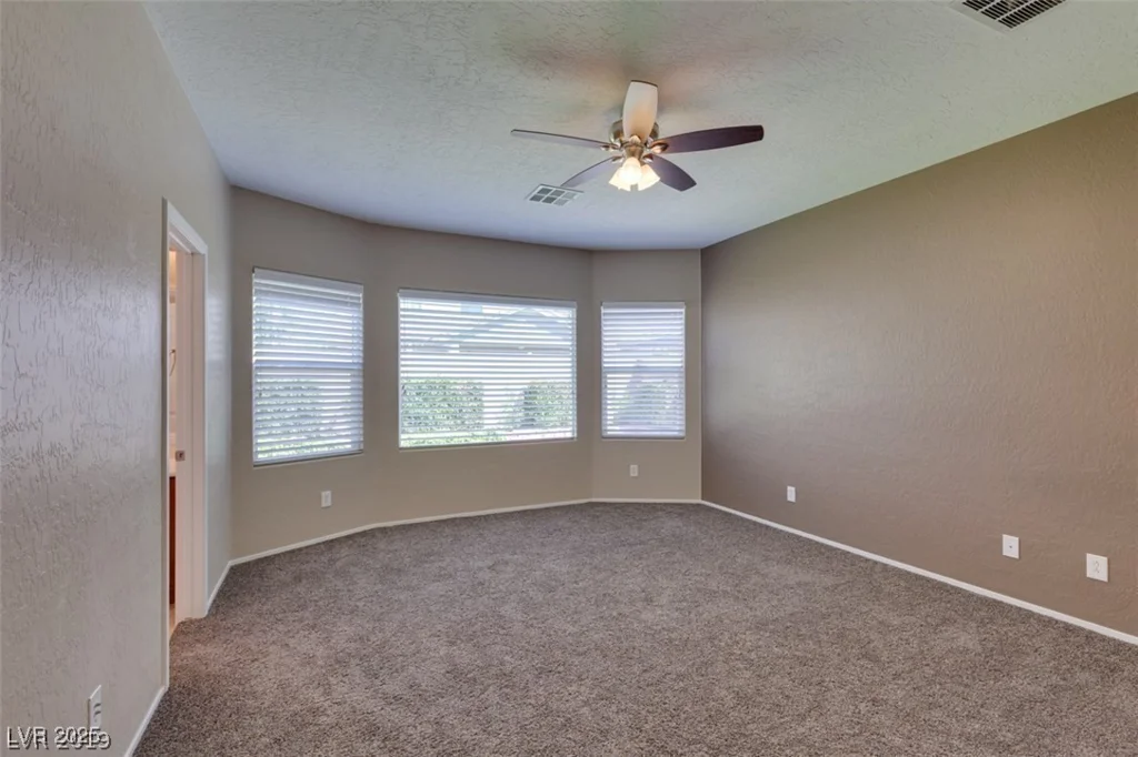 6816 Royal Poinciana, Las Vegas, NV 89131