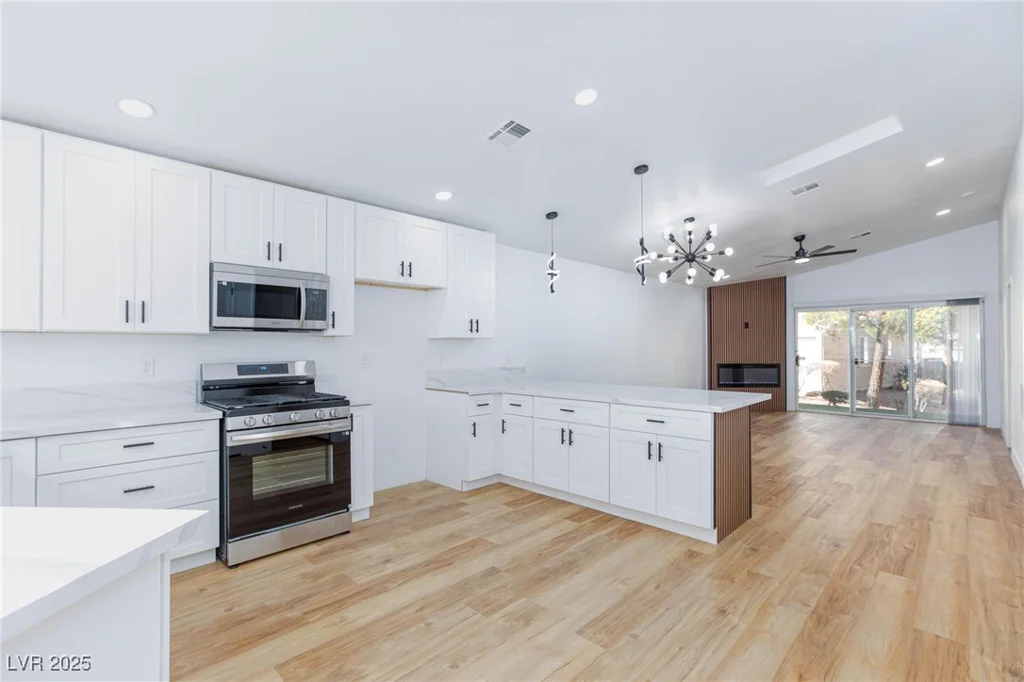 7812 Settlers Ridge, Las Vegas, NV 89145
