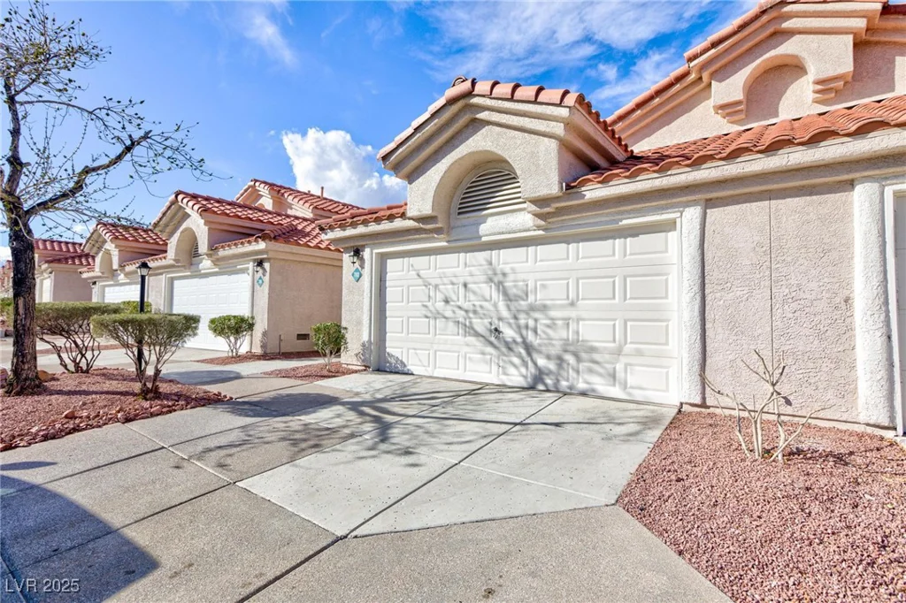 7812 Settlers Ridge, Las Vegas, NV 89145