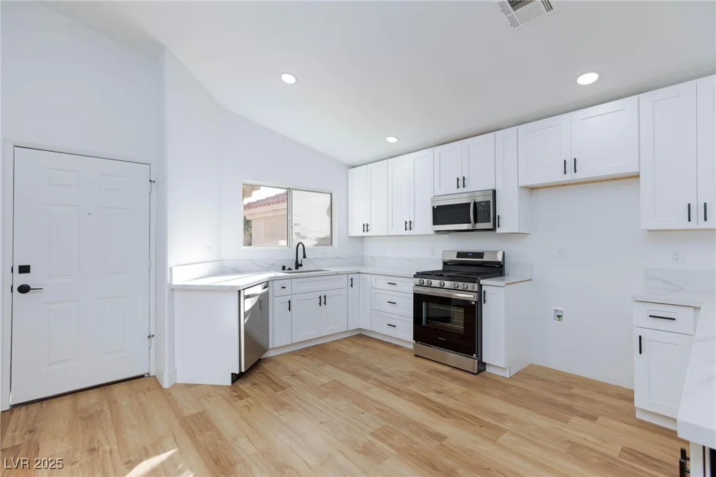 7812 Settlers Ridge, Las Vegas, NV 89145