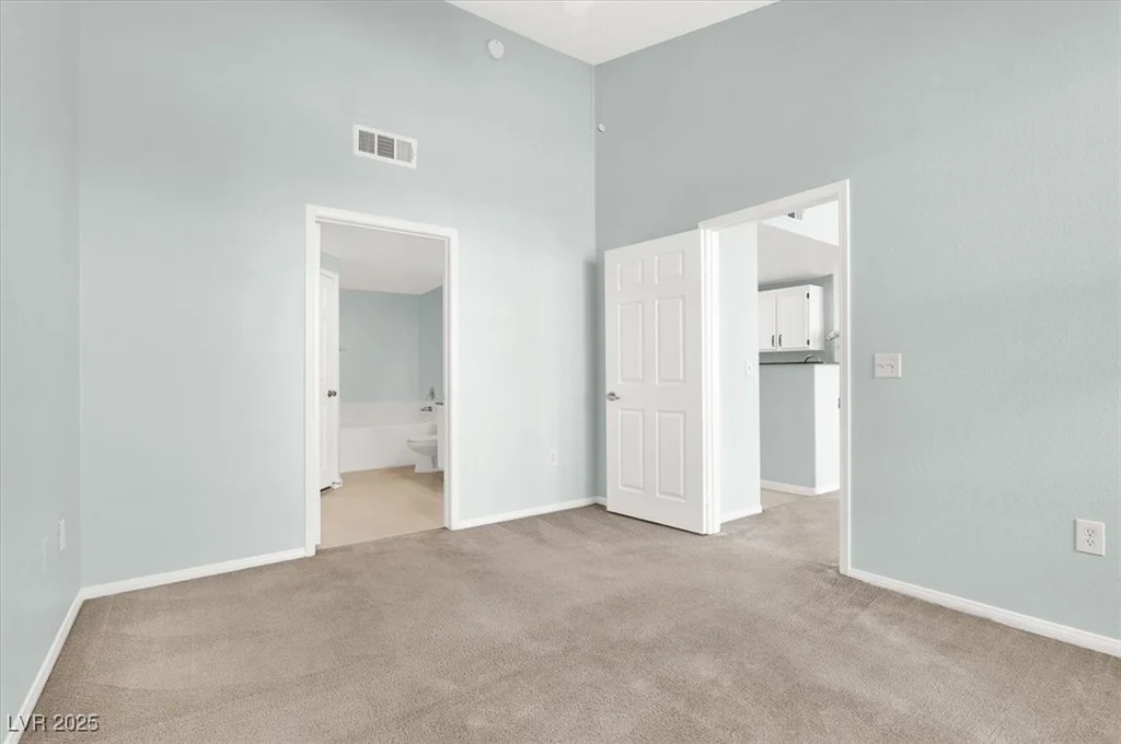 10001 Peace, Las Vegas, NV 89147