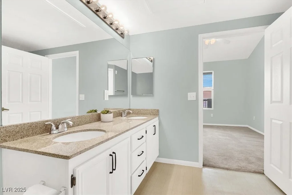 10001 Peace, Las Vegas, NV 89147