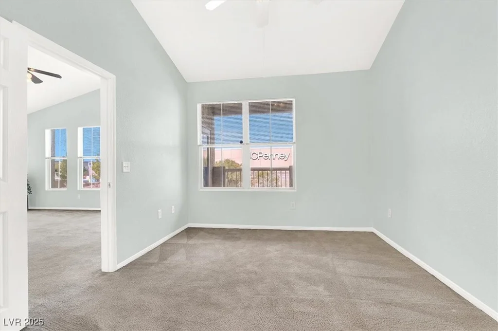 10001 Peace, Las Vegas, NV 89147
