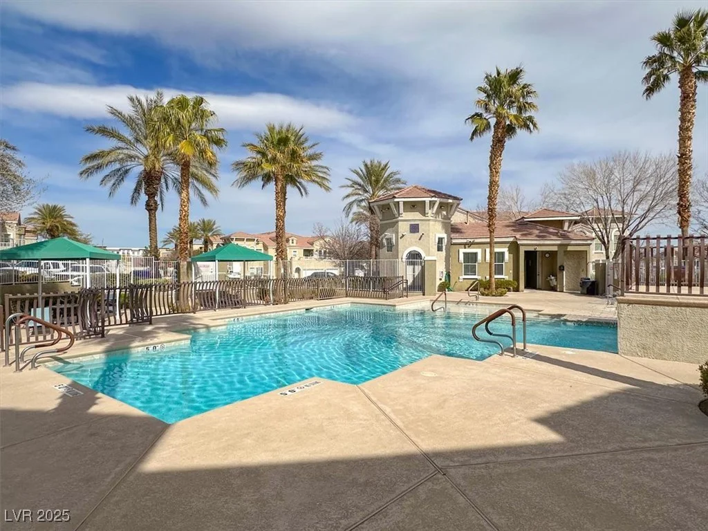 10001 Peace, Las Vegas, NV 89147
